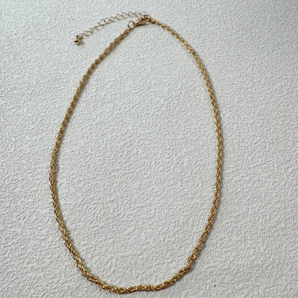 Elegant Necklace For Women | Layering Piece